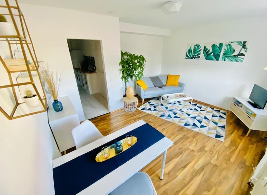 Moderne Wohnung In Vorstadtidylle Zu Bayreuth Heinersreuth Eksteriør billede